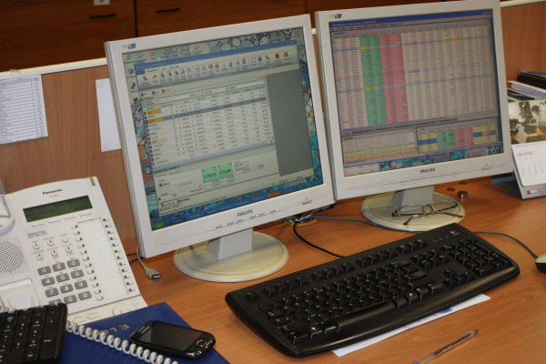 Wall Street a deschis în scădere